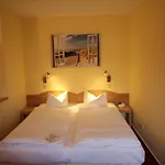 Parkhotel Klueschenberg Hotel Plau am See