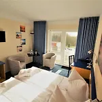 Parkhotel Klueschenberg מלון