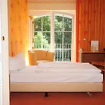 Hotel Parkhotel Klueschenberg 4*