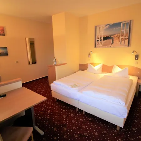 Parkhotel Klüschenberg 4* Plau am See