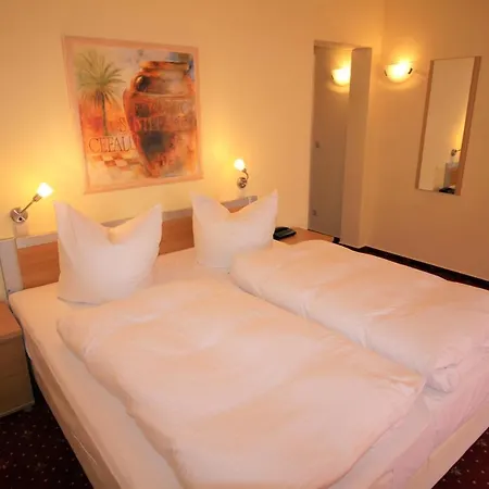 Parkhotel Klüschenberg 4* Plau am See