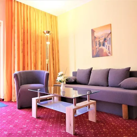 Parkhotel Klueschenberg 4*