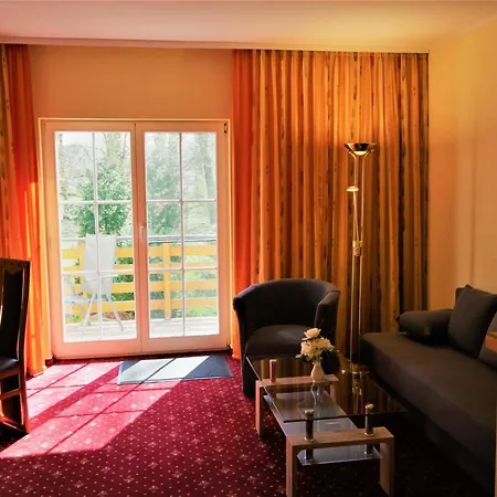 Parkhotel Klueschenberg 4*