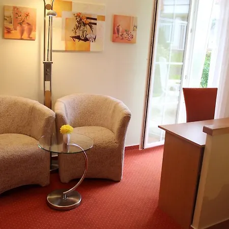 Szálloda Parkhotel Klueschenberg