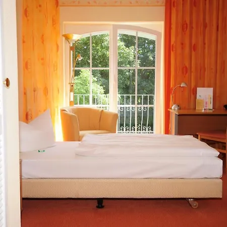 فندق Parkhotel Klueschenberg 4*