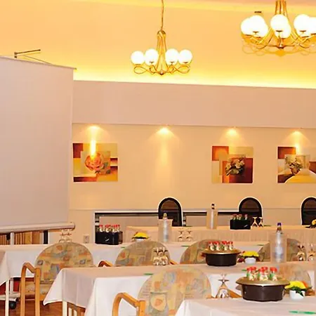 Parkhotel Klueschenberg بلاو ام سي