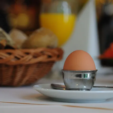 فندق Parkhotel Klueschenberg 4*