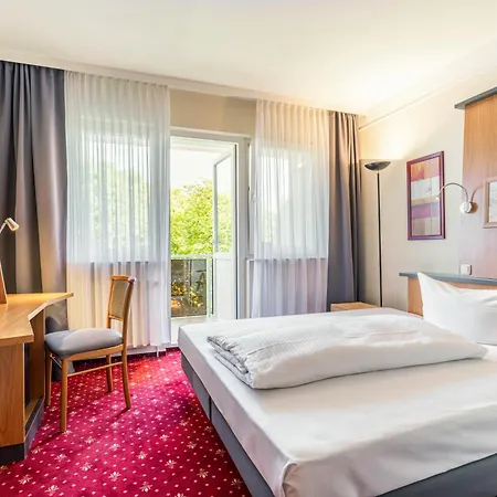 Parkhotel Klueschenberg 4* Plau am See