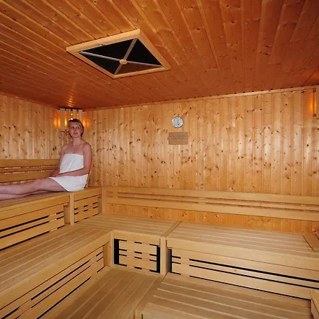 Parkhotel Klueschenberg